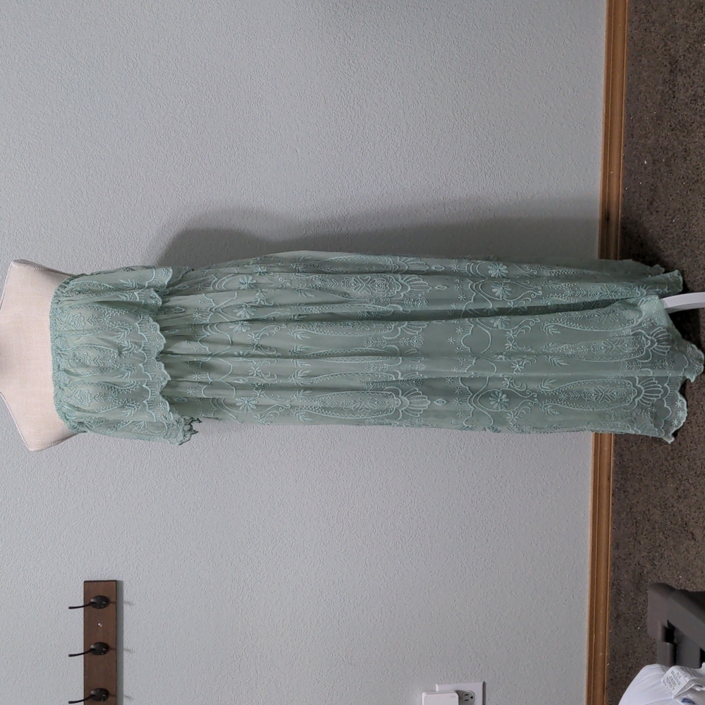 Forever 21 Lacy Strapless Green Dress M